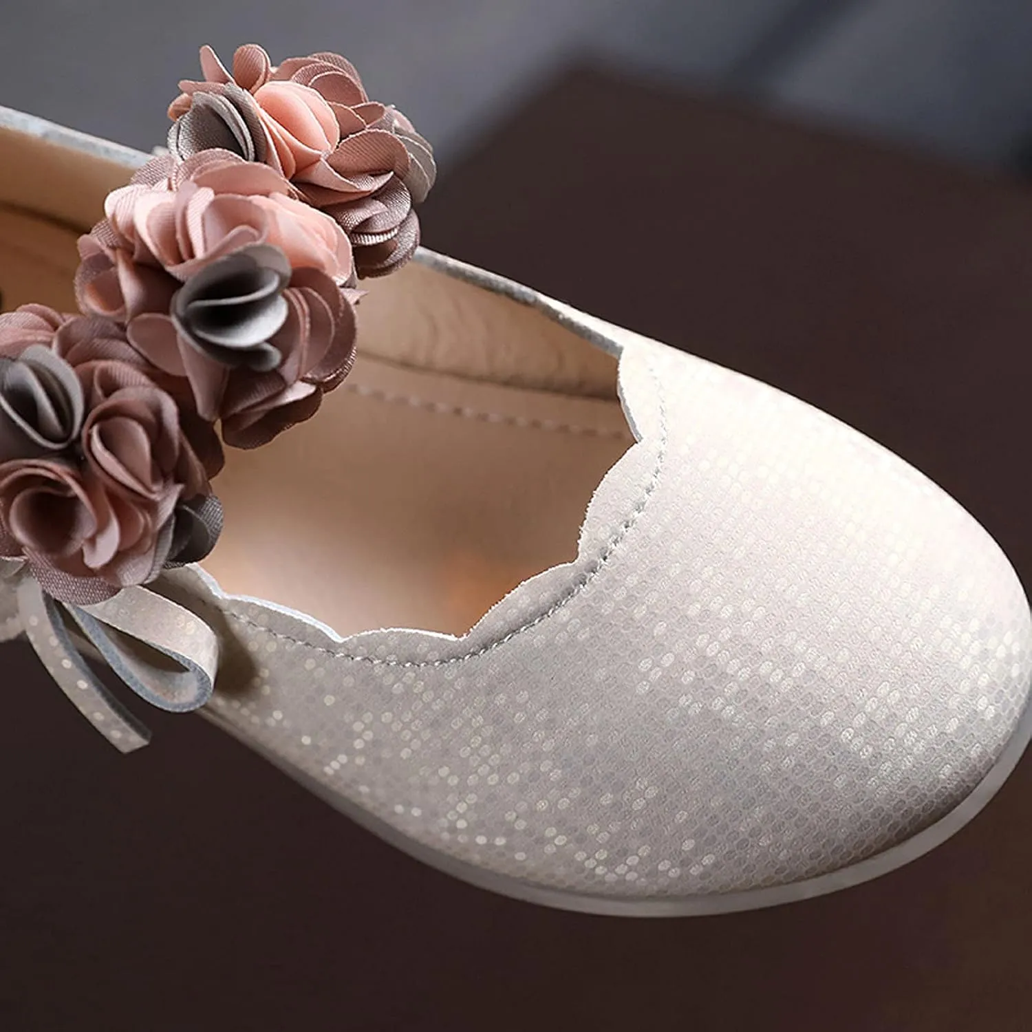 Baby Girl Bright Color Faux PU Shoe Hook and Loop Splicing Mesh Bowknot Sandals Solid Princess Wedding Floral Flat