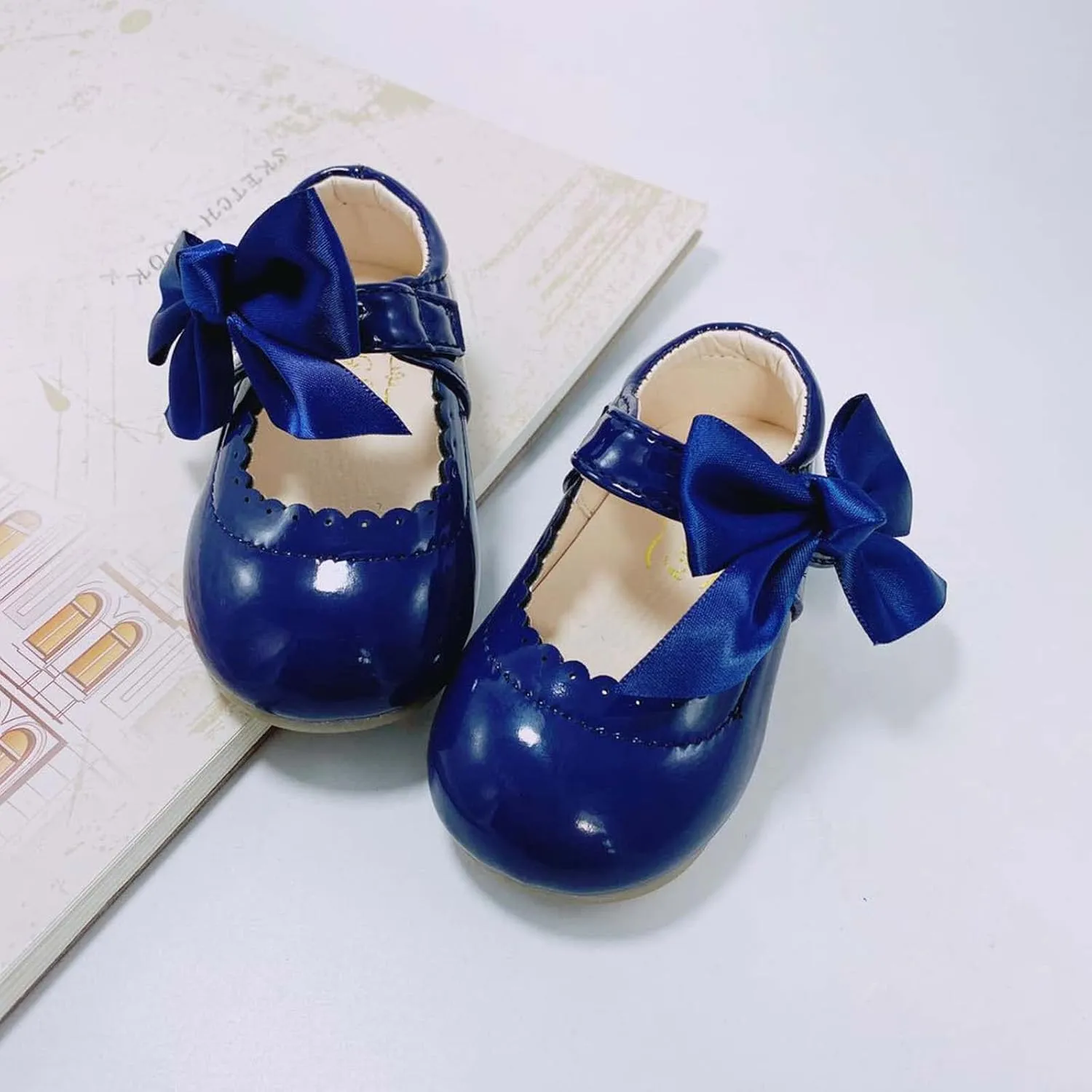 Baby Girl Solid Faux Pu Shoe Wave Trim Trendy Princess Sandals Knot Leather Bow Embellished Flats Hook and Loop Shoes