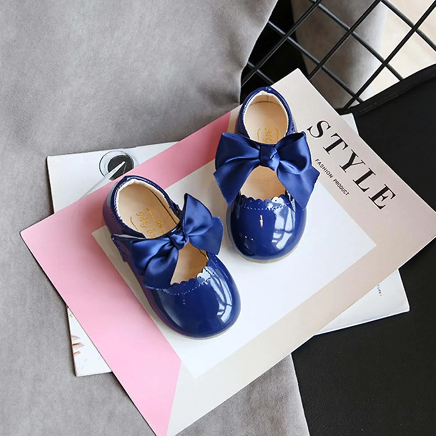 Baby Girl Solid Faux Pu Shoe Wave Trim Trendy Princess Sandals Knot Leather Bow Embellished Flats Hook and Loop Shoes