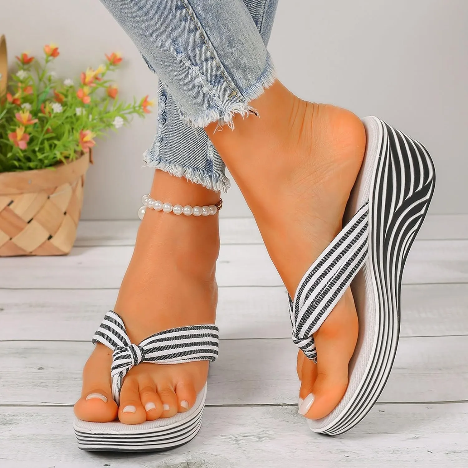 Flip Flops for Women Hot Sandals Women Teen Wedge Slippers For Girls Beach Sandals Women Sandals