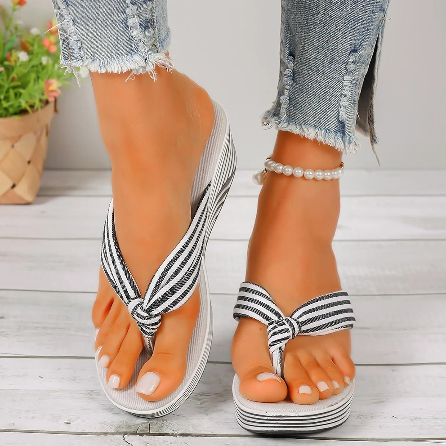 Flip Flops for Women Hot Sandals Women Teen Wedge Slippers For Girls Beach Sandals Women Sandals