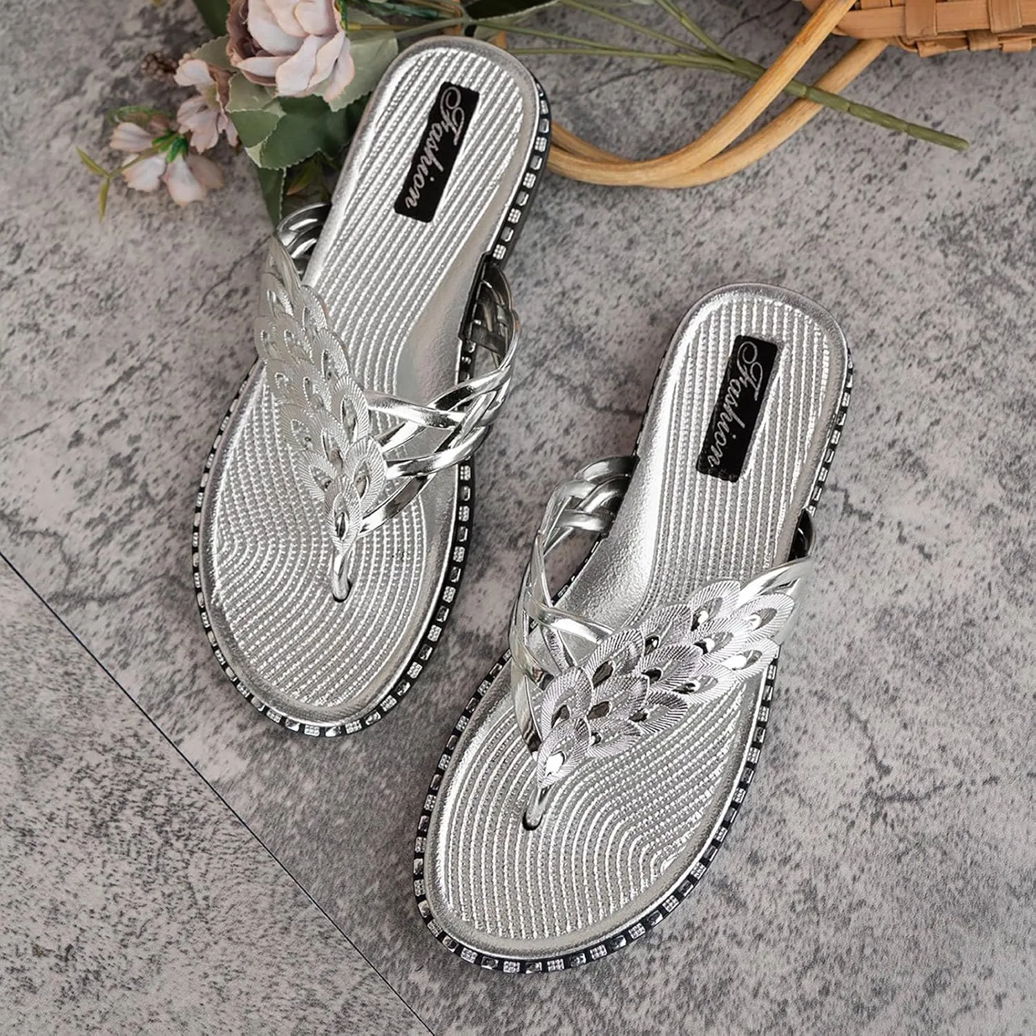 Flip Flops for Women Yoga Mat Flip Flops Women Comfortable Womens Flip Flops Summer Beach Thong Sandals for Women