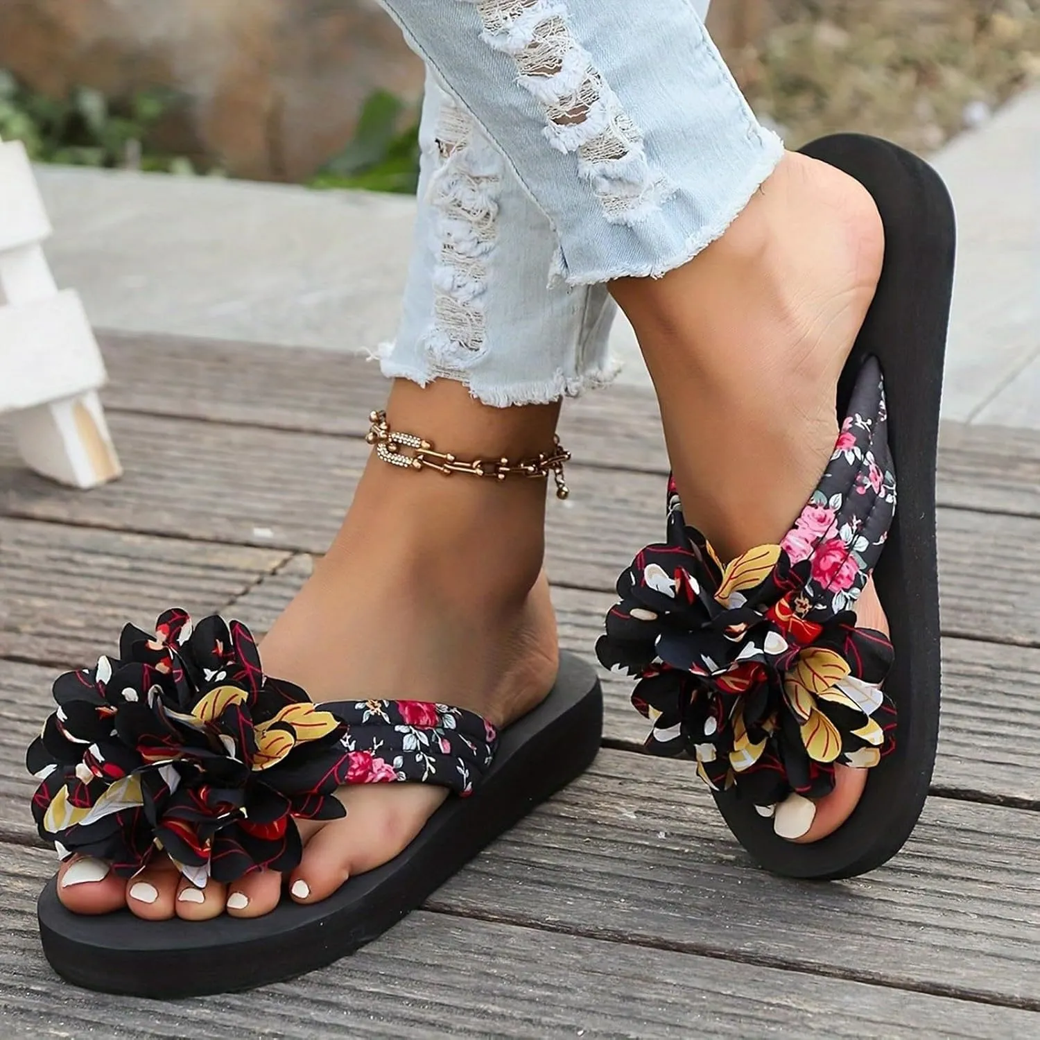 Hot Sandals Women Teen Slippers For Girls Beach Sandals Girls Women Platform Hiking Size 9