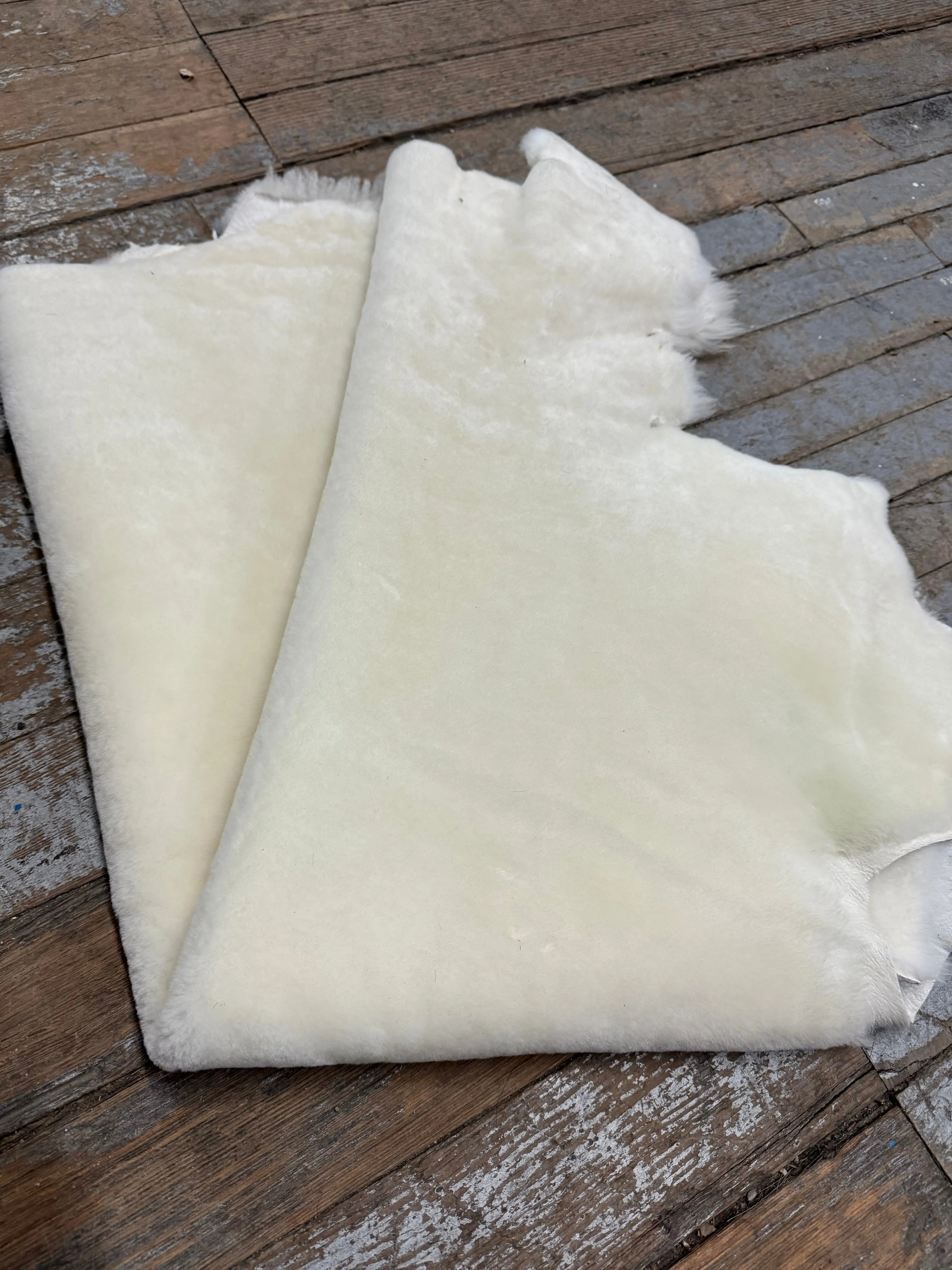 Sheepskin Moccasin Lining