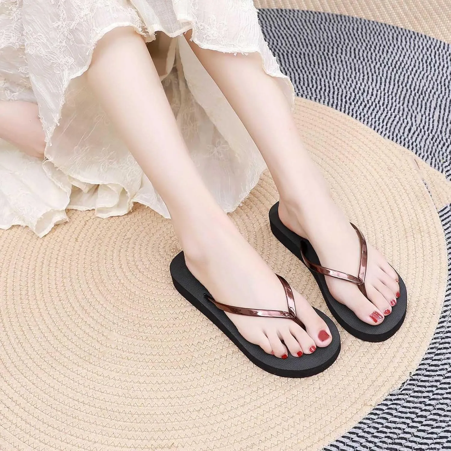 Women Summer Flat Flip Flops Comfort Flats Slippers Lightweight Clip Toe Thong Slides Sandals Beach Shoes
